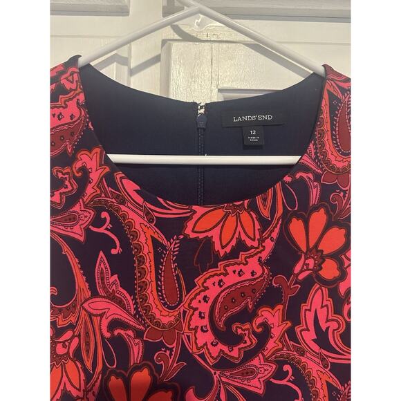 Lands End Colorful Floral Shift Stretch Dress Knee Length Size 12 Pockets - Picture 2 of 13